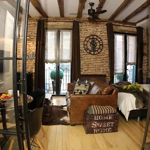 https://apt-old-town.sansebastianhotels.net